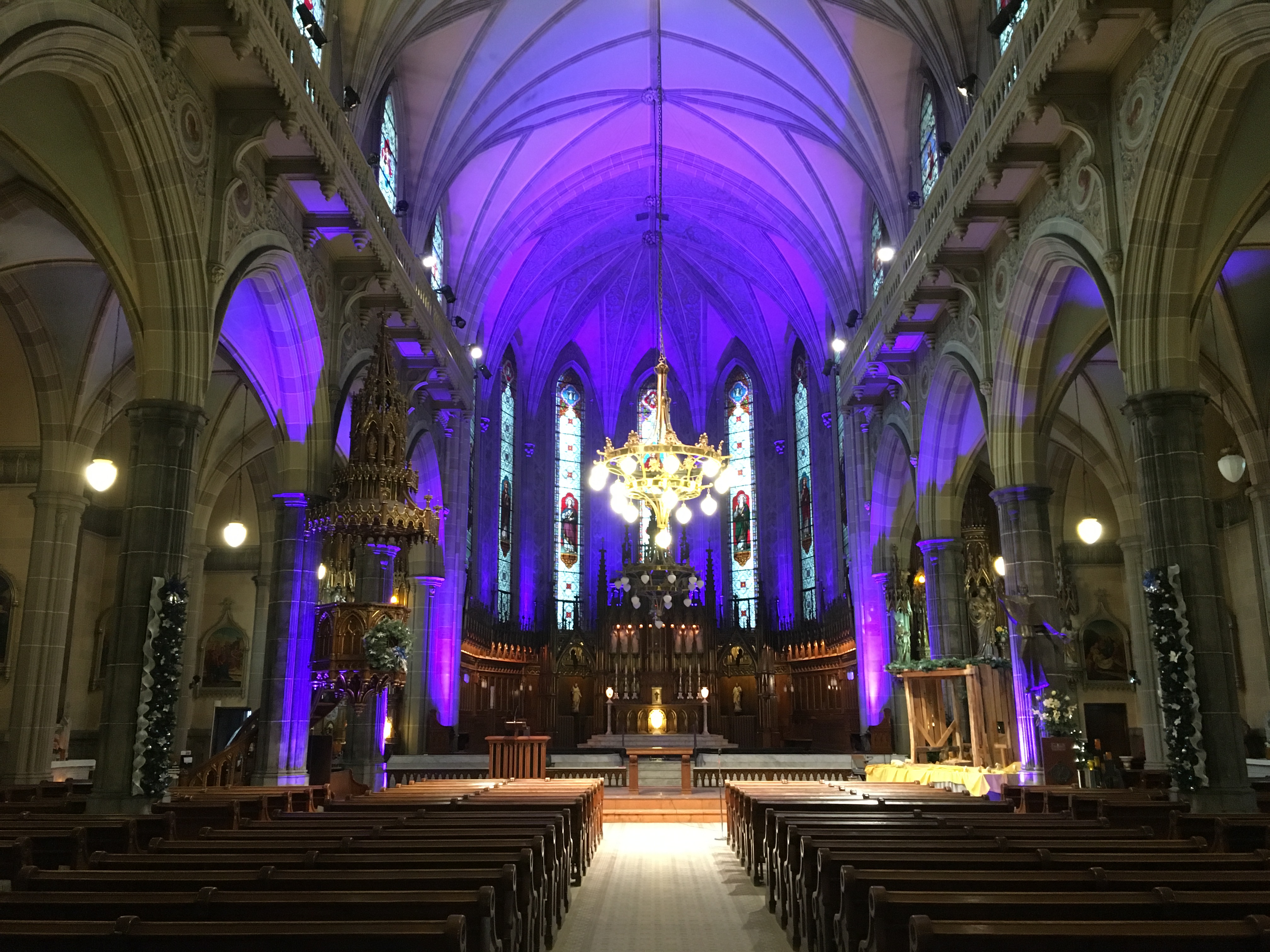 Church of Saint-Pierre-Apôtre.